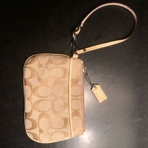Vintage Coach tan wristlet